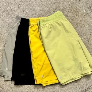 Fabletics The Fundamental Short Bundle - Medium - 7” Inseam